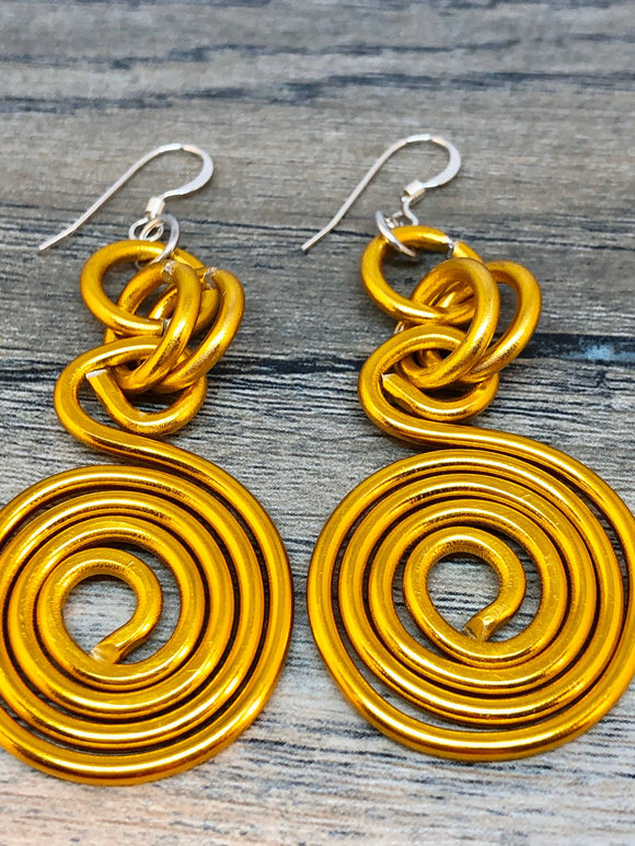 Small Gold Aluminum Wire Disk Earrings